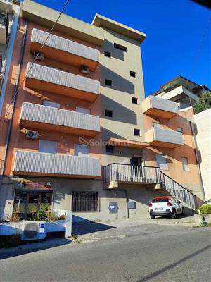 Foto Appartamento - Trilocale a Reggio di Calabria