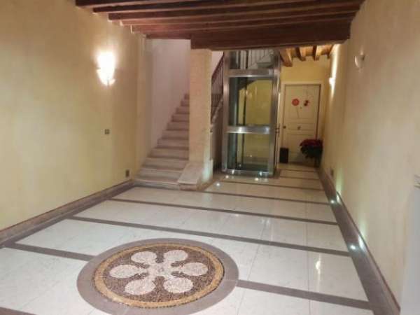 Foto Appartamento di 65 m con 3 locali in affitto a Vicenza