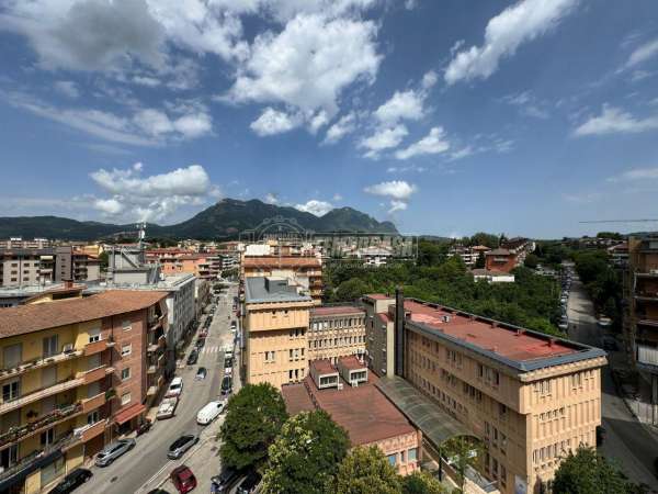 Foto Appartamento in affitto a Avellino