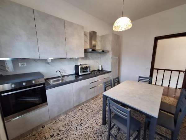 Foto Appartamento in affitto a Capannori 130 mq  Rif: 1268456