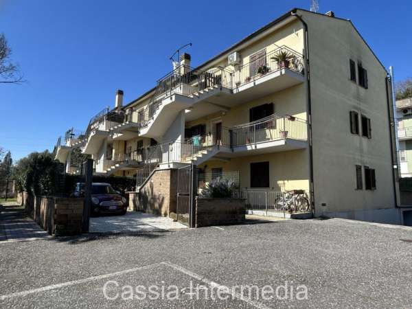 Foto Appartamento in affitto a Castel Sant'Elia