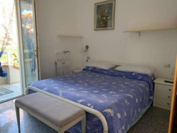Foto Appartamento in affitto a Marina di Carrara - Carrara 65 mq  Rif: 775444