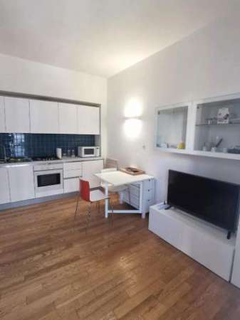 Foto Appartamento in affitto a Milano - 2 locali 50mq