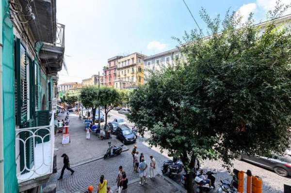 Foto Appartamento in affitto a Napoli