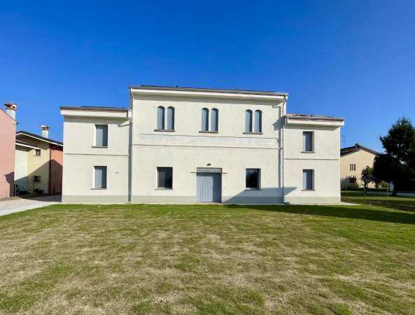 Foto Casa indipendente in affitto a Bagnolo San Vito