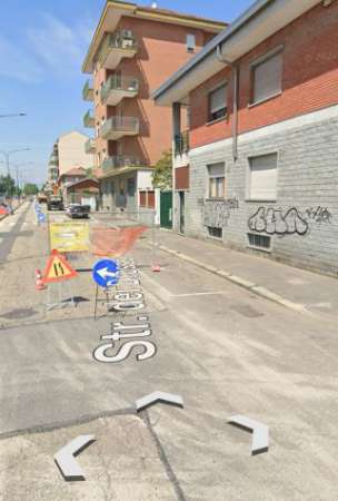 Foto MONOLOCALE DI 40 MQ IN STRADA DEL DROSSO : 470 euro