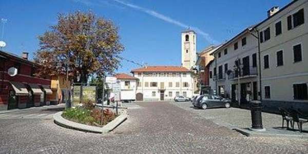 Foto Negozio in affitto a Beinette - 1 locale 600mq