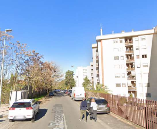 Foto PORTA DI ROMA BILOCALE CON BALCONE E POSTO AUTO