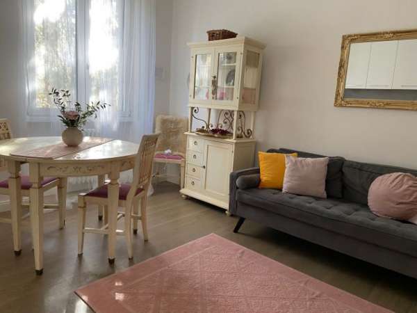 Foto PORTA SAN FREDIANO/ 1 BEDROOM APT FROM MID JANUARY 2025