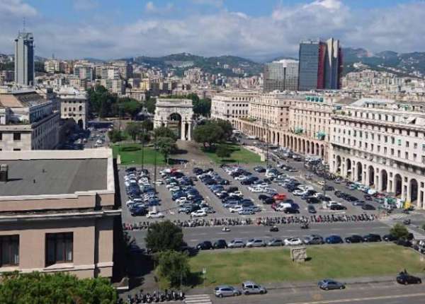 Foto Posto auto in affitto a Genova - 15mq