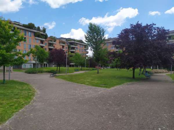 Foto San Raffaele ospedale di fronte MONOLOCALI brevi periodi