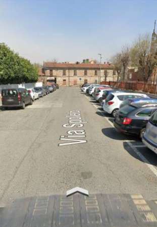 Foto STANZA ARREDATA IN VIA SPOLETO : 220 EURO SPESE INCLUSE