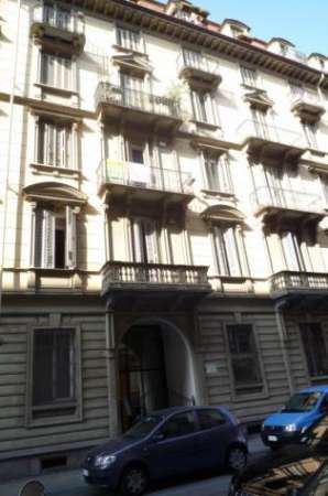 Foto Torino affittasi appartamento 2 vani 75 Mq zona Centro