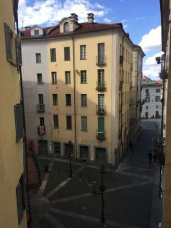Foto Trilocale in affitto a Torino