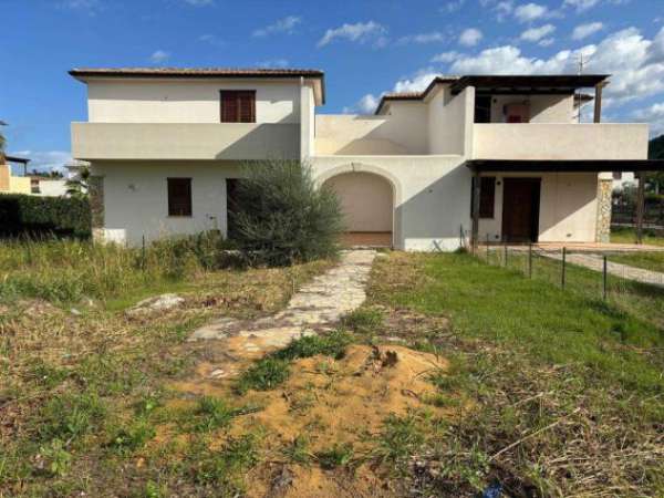 Foto Villa a schiera in affitto a Campofelice Di Roccella - 2 locali 75mq