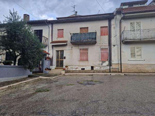 Foto Villa unifamiliare in affitto a San Nicola Manfredi