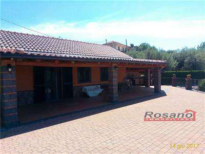 Foto Villa/Casa singola ottimo/ristrutturato BIANCAVILLA
